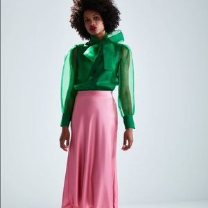 ORGANZA TOP. HOT SELLER  🥵